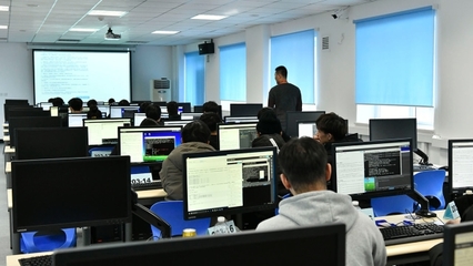 我校成功舉辦2019年“聯(lián)想杯”全國(guó)高校大數(shù)據(jù)能力提升大賽總決賽